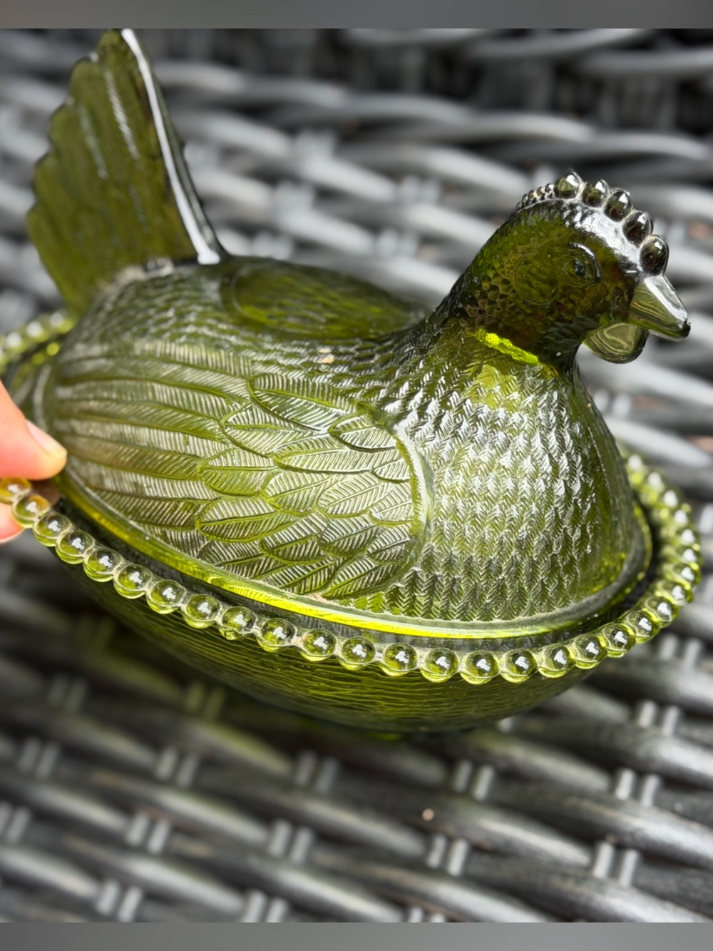 VTG Indiana Glass Co Avocado Green Hen on Nest, HON 70s/80s Covered Candy Dish,